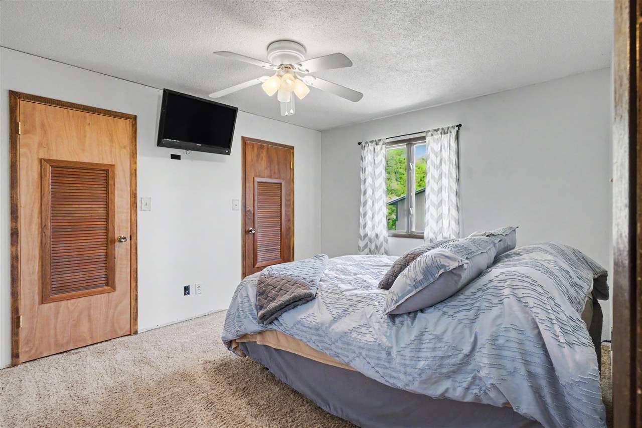 7850 20th Avenue Blairstown IA 52209