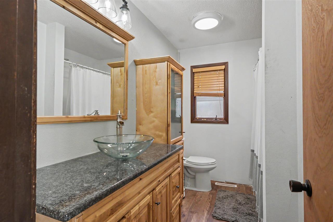 7850 20th Avenue Blairstown IA 52209
