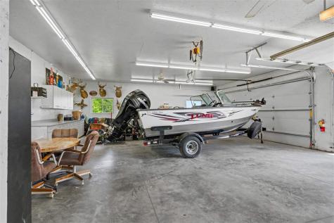 7850 20th Avenue Blairstown IA 52209