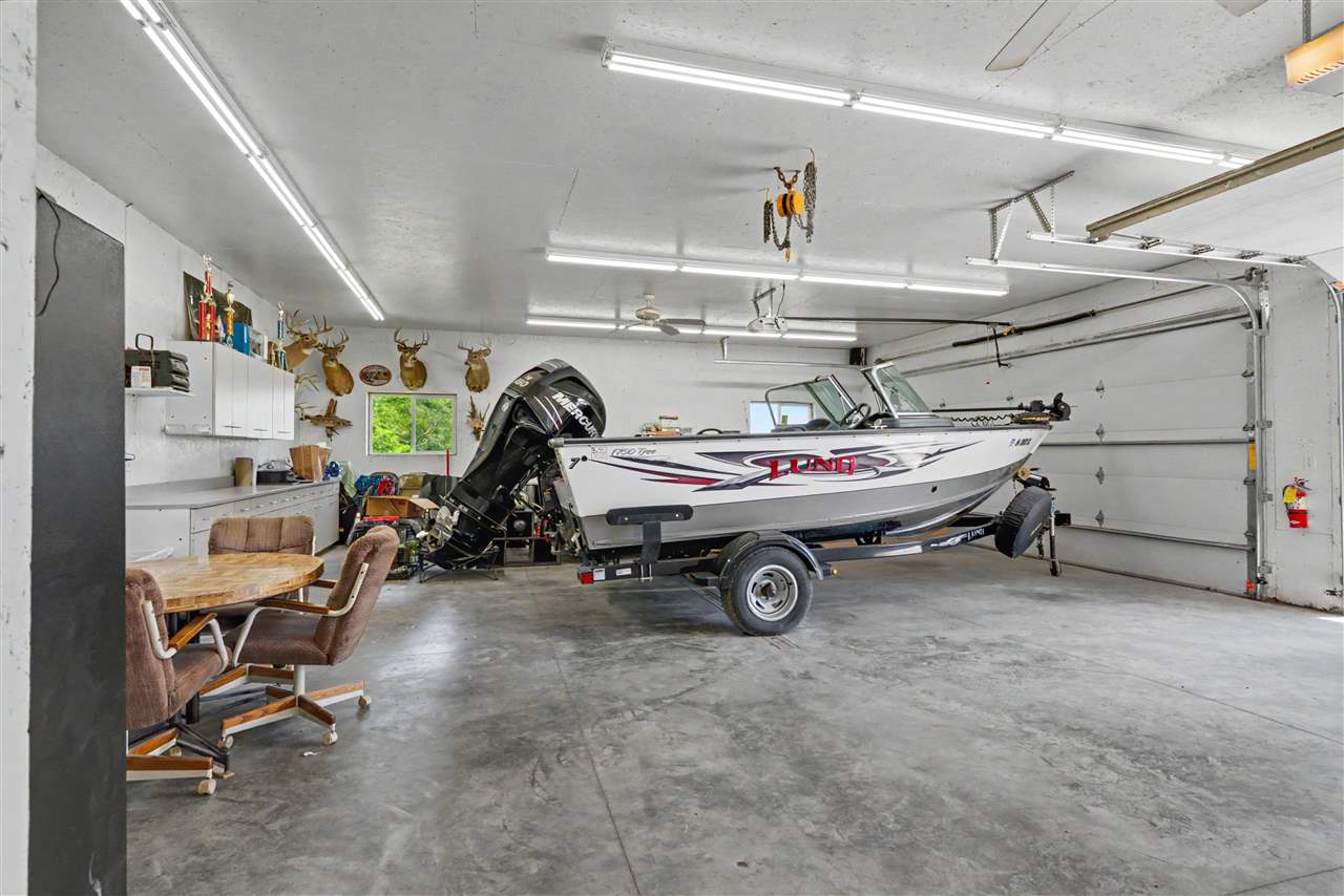 7850 20th Avenue Blairstown IA 52209