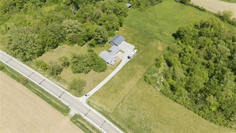 7850 20th Avenue Blairstown IA 52209