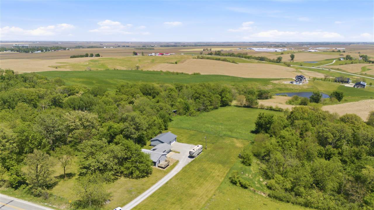 7850 20th Avenue Blairstown IA 52209
