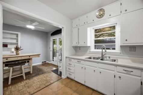 826 Walnut Street Iowa City IA 52240