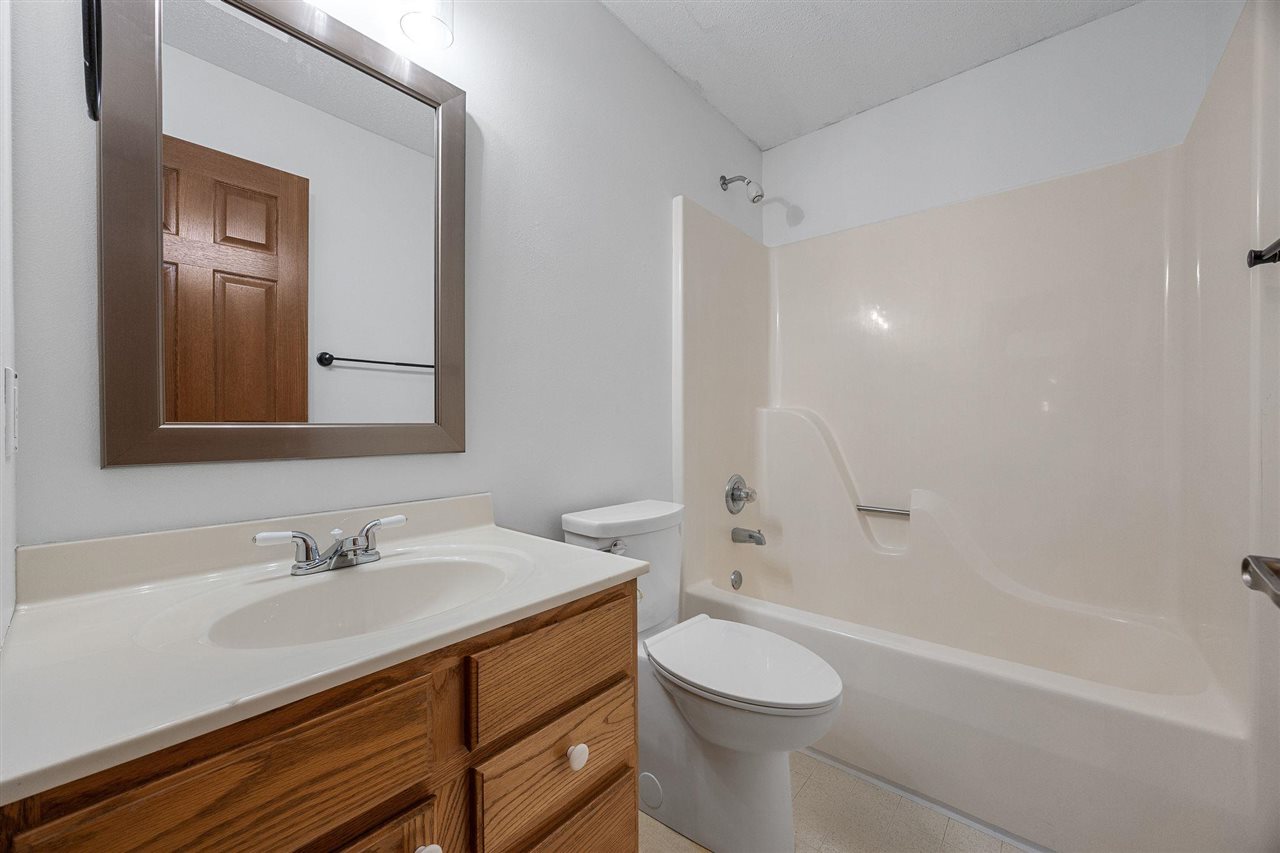 24 Sumter Avenue Lisbon IA 52253