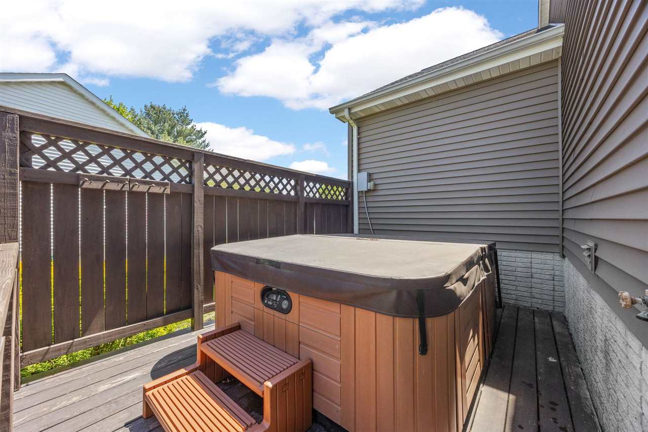 24 Sumter Avenue Lisbon IA 52253
