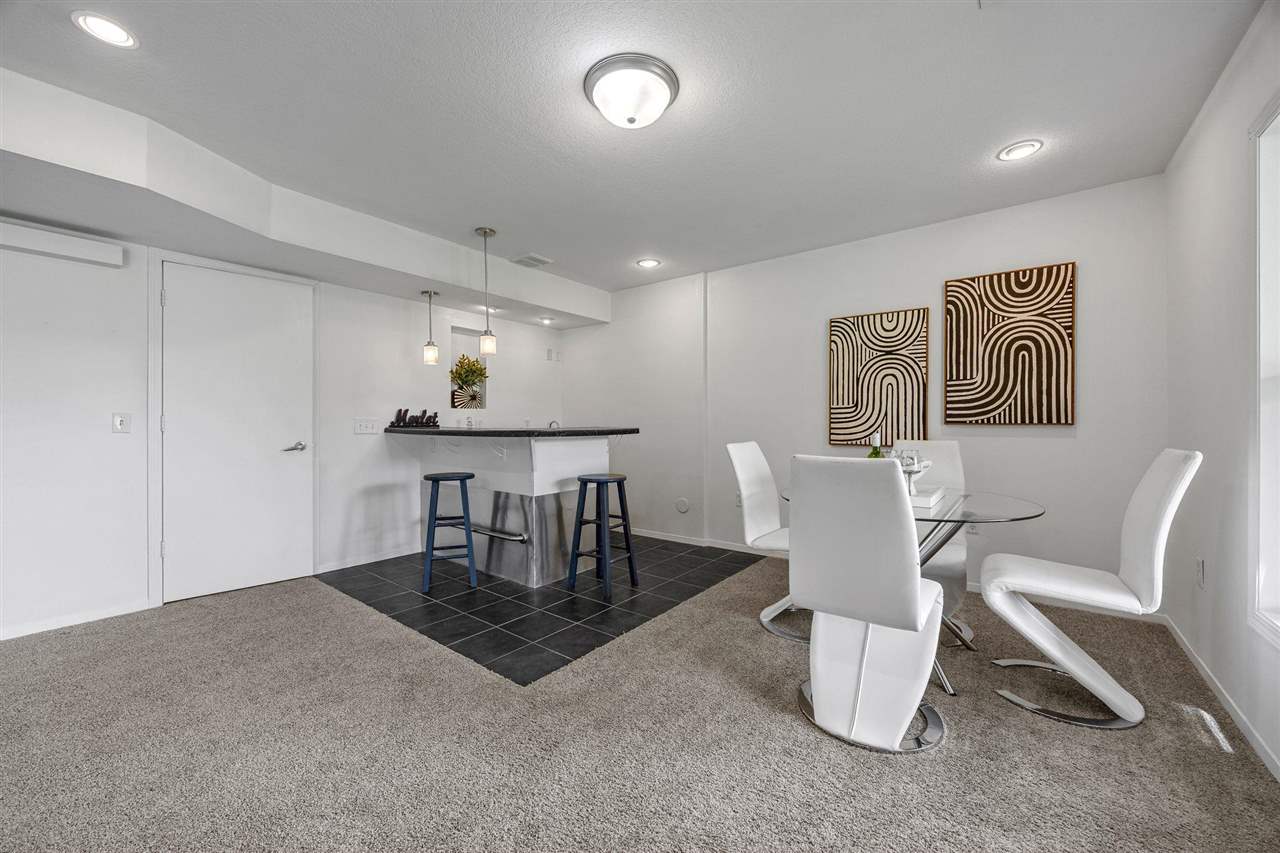 1572 Vandello Circle North Liberty IA 52317