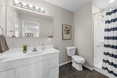 1572 Vandello Circle North Liberty IA 52317