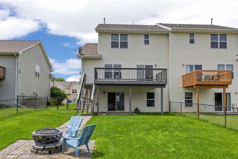 1572 Vandello Circle North Liberty IA 52317