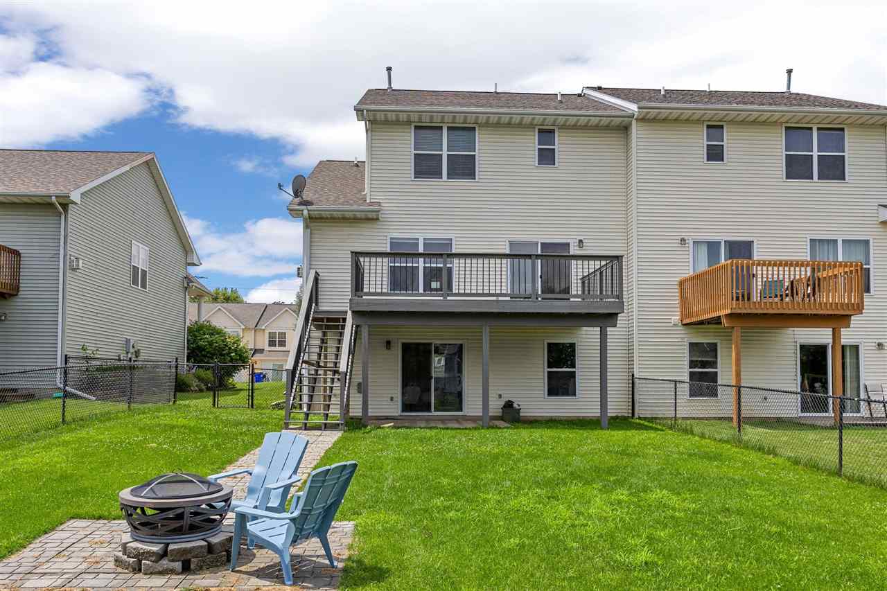 1572 Vandello Circle North Liberty IA 52317