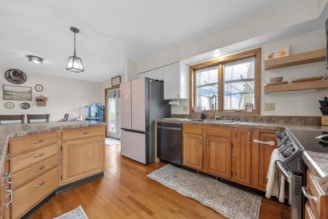 1708 Whitters Way NW Cedar Rapids IA 52405