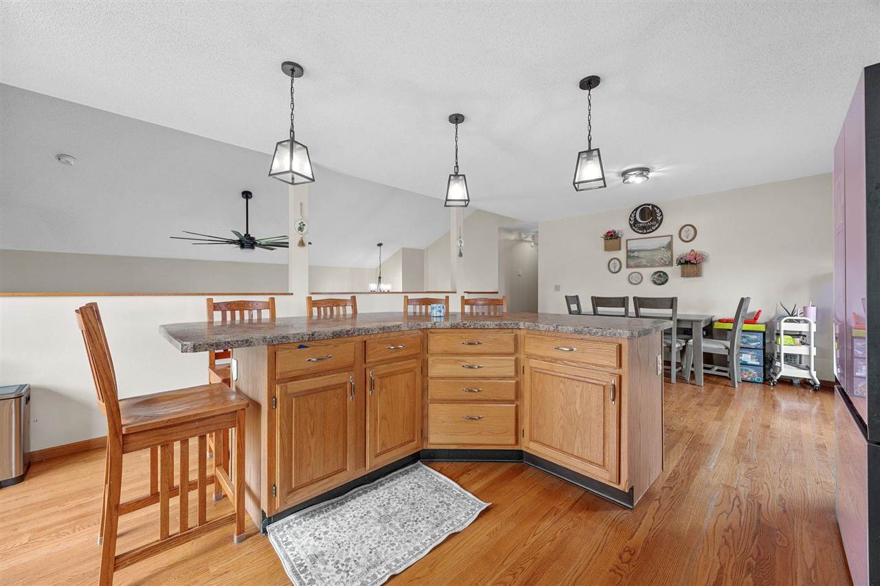 1708 Whitters Way NW Cedar Rapids IA 52405
