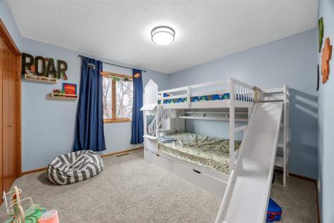 1708 Whitters Way NW Cedar Rapids IA 52405