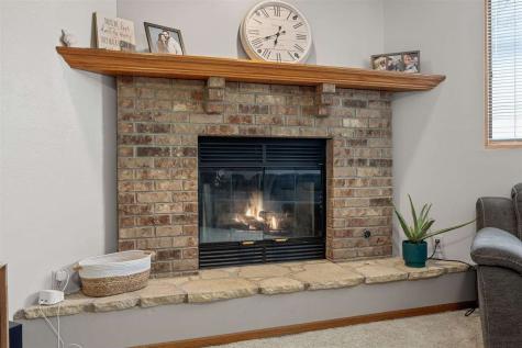 1708 Whitters Way NW Cedar Rapids IA 52405