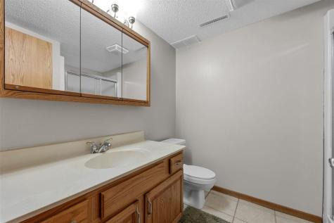 1708 Whitters Way NW Cedar Rapids IA 52405