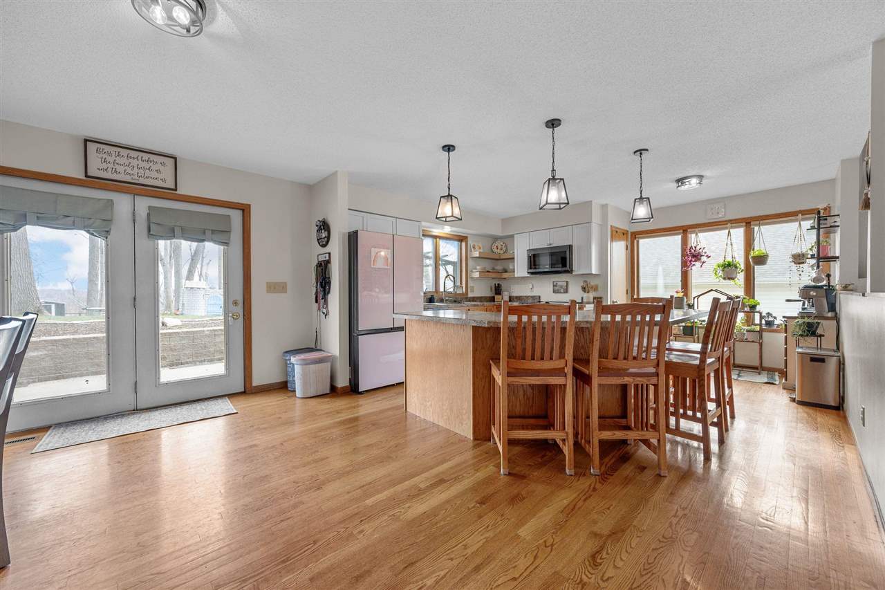1708 Whitters Way NW Cedar Rapids IA 52405