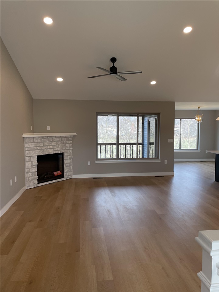 242 Chadwick Lane Iowa City IA 52245