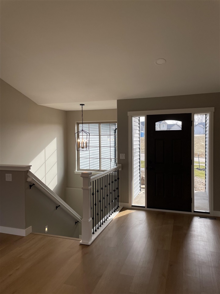 242 Chadwick Lane Iowa City IA 52245