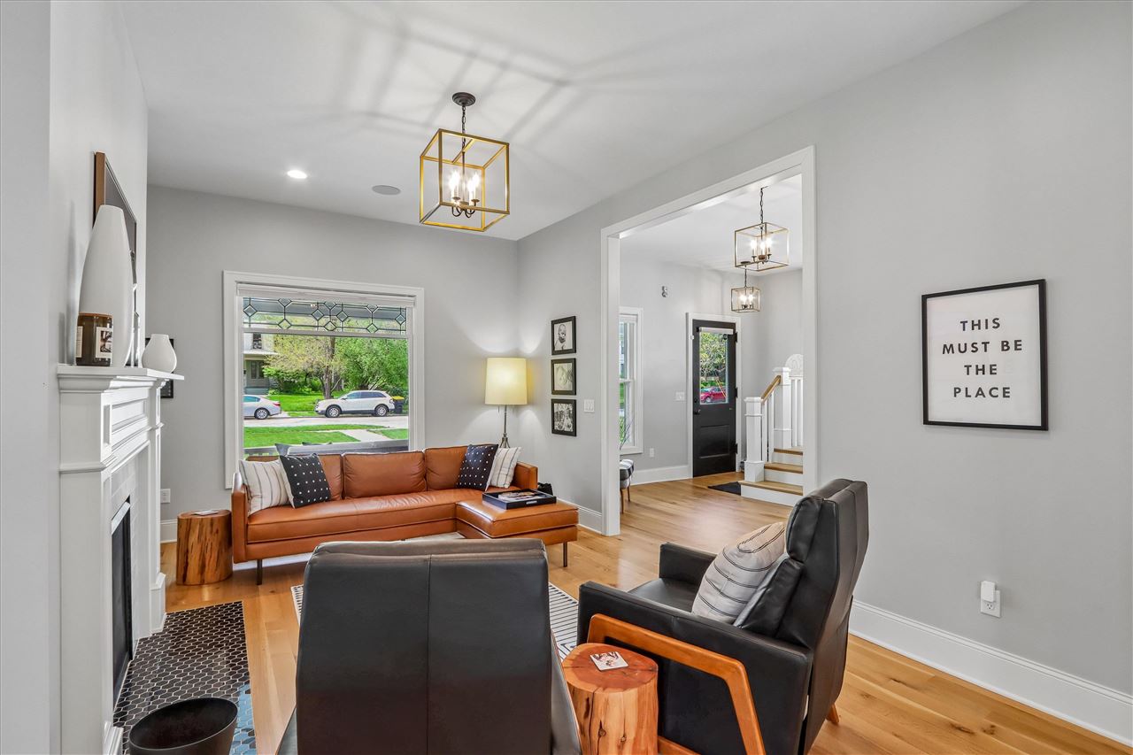 424 S Summit Iowa City IA 52240
