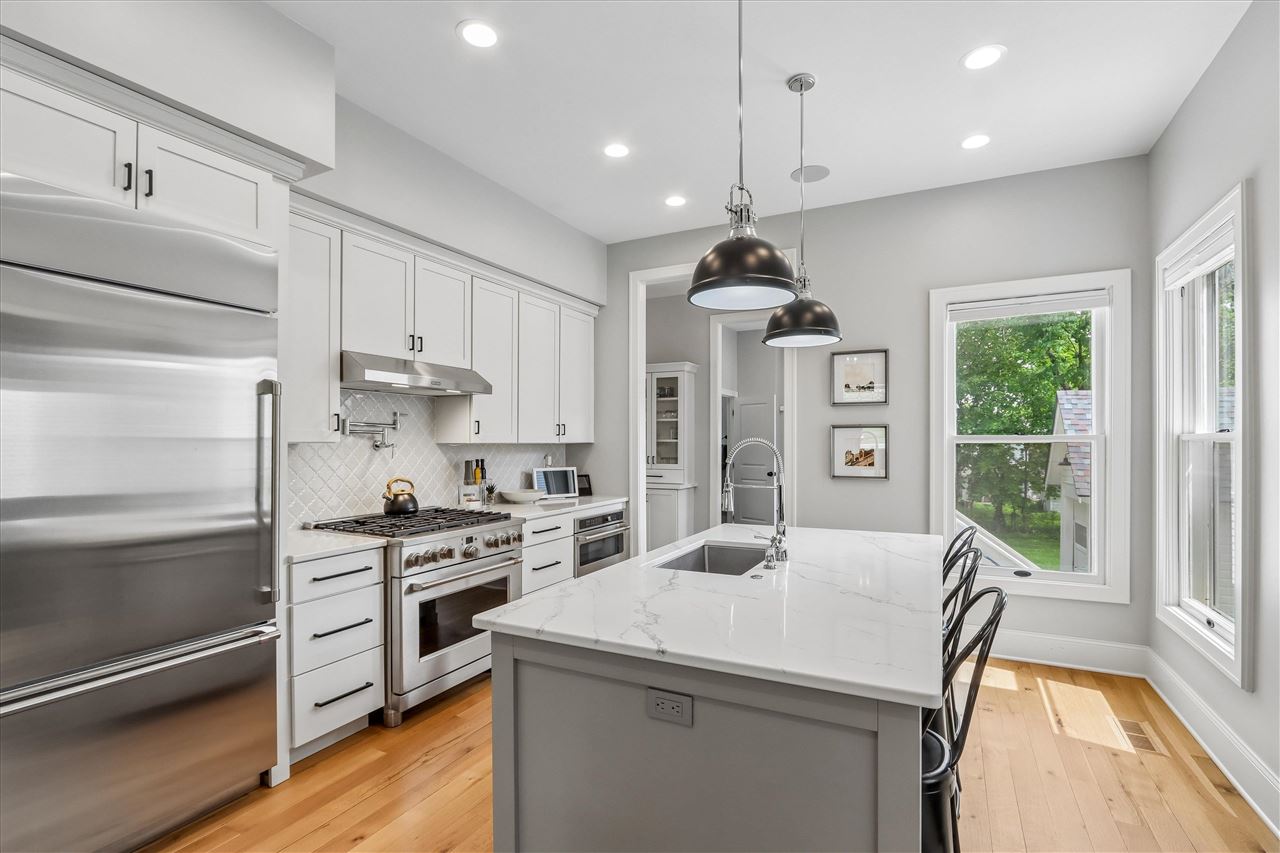 424 S Summit Iowa City IA 52240