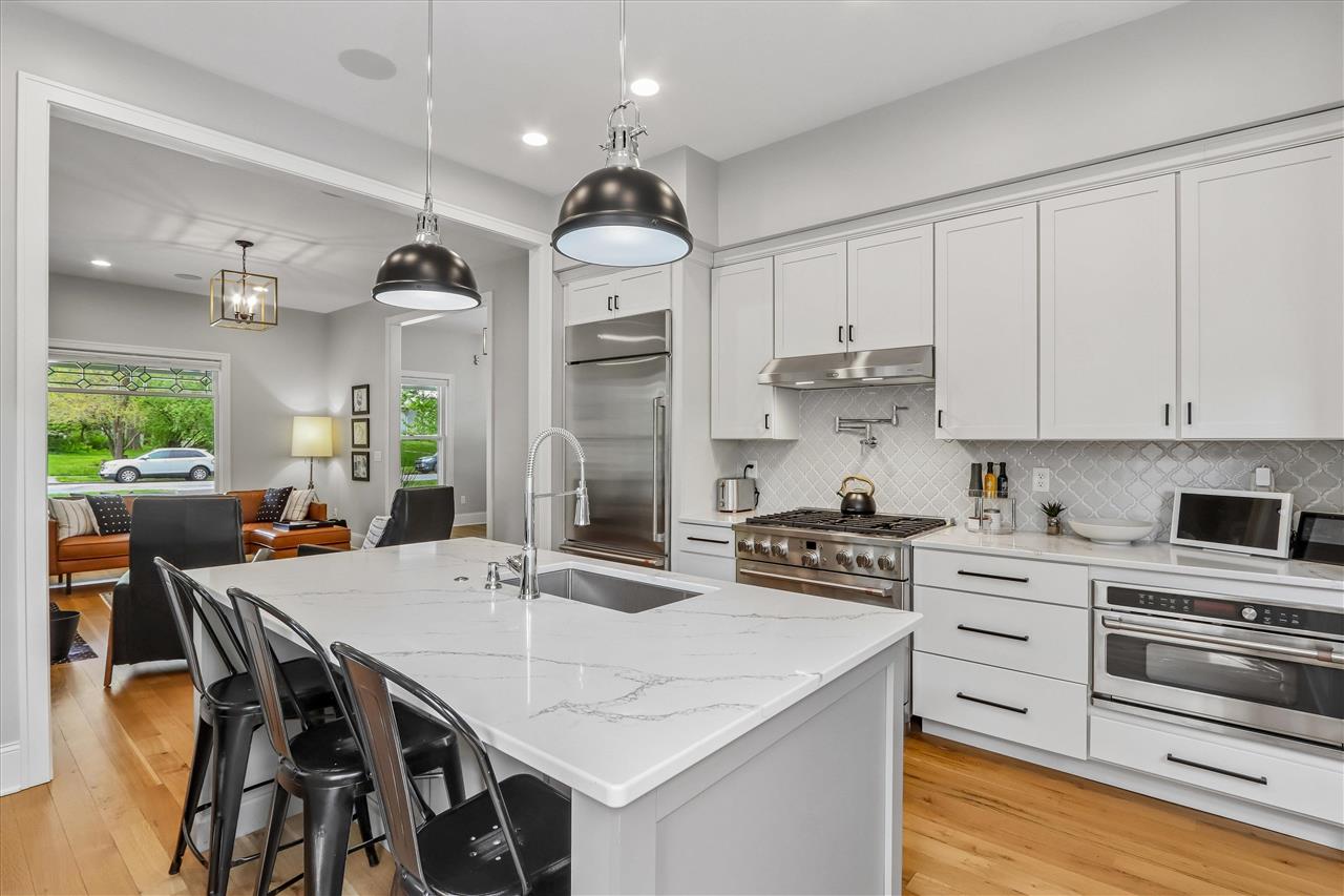 424 S Summit Iowa City IA 52240