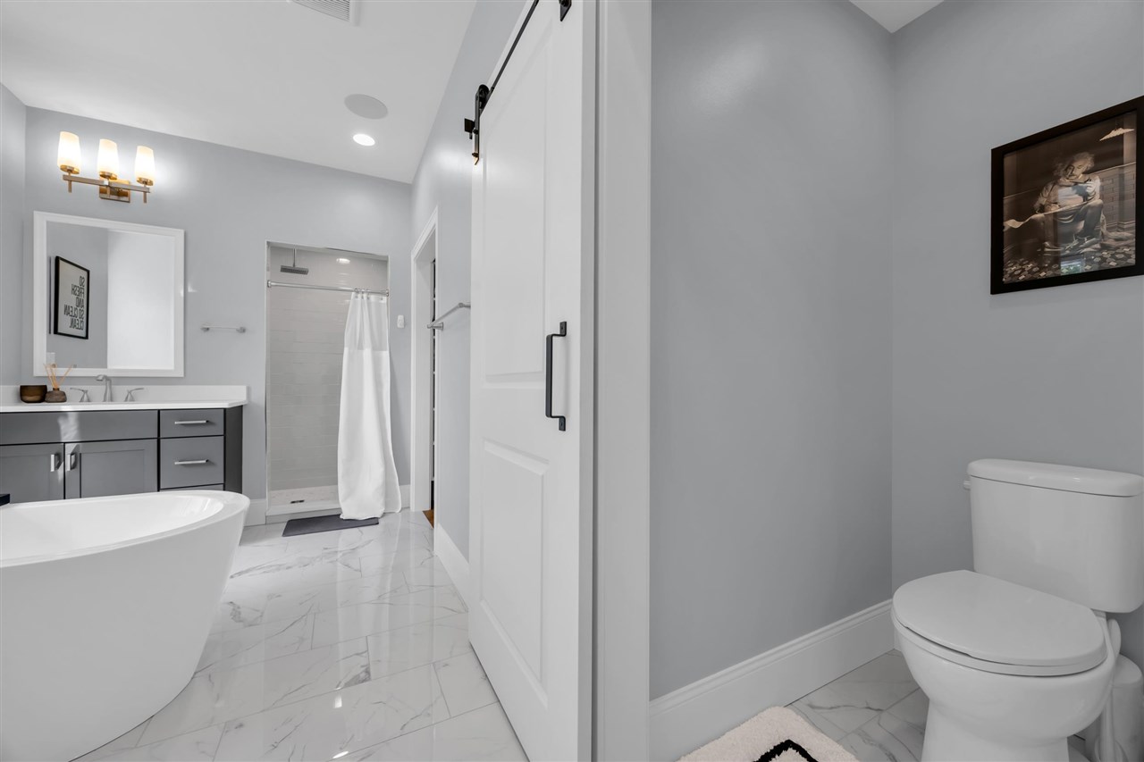424 S Summit Iowa City IA 52240