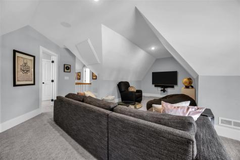 424 S Summit Iowa City IA 52240