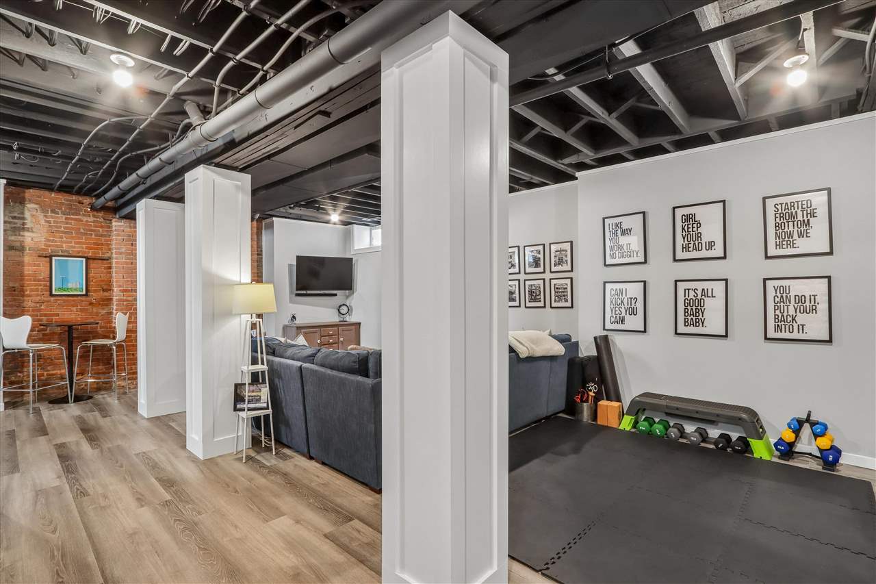 424 S Summit Iowa City IA 52240