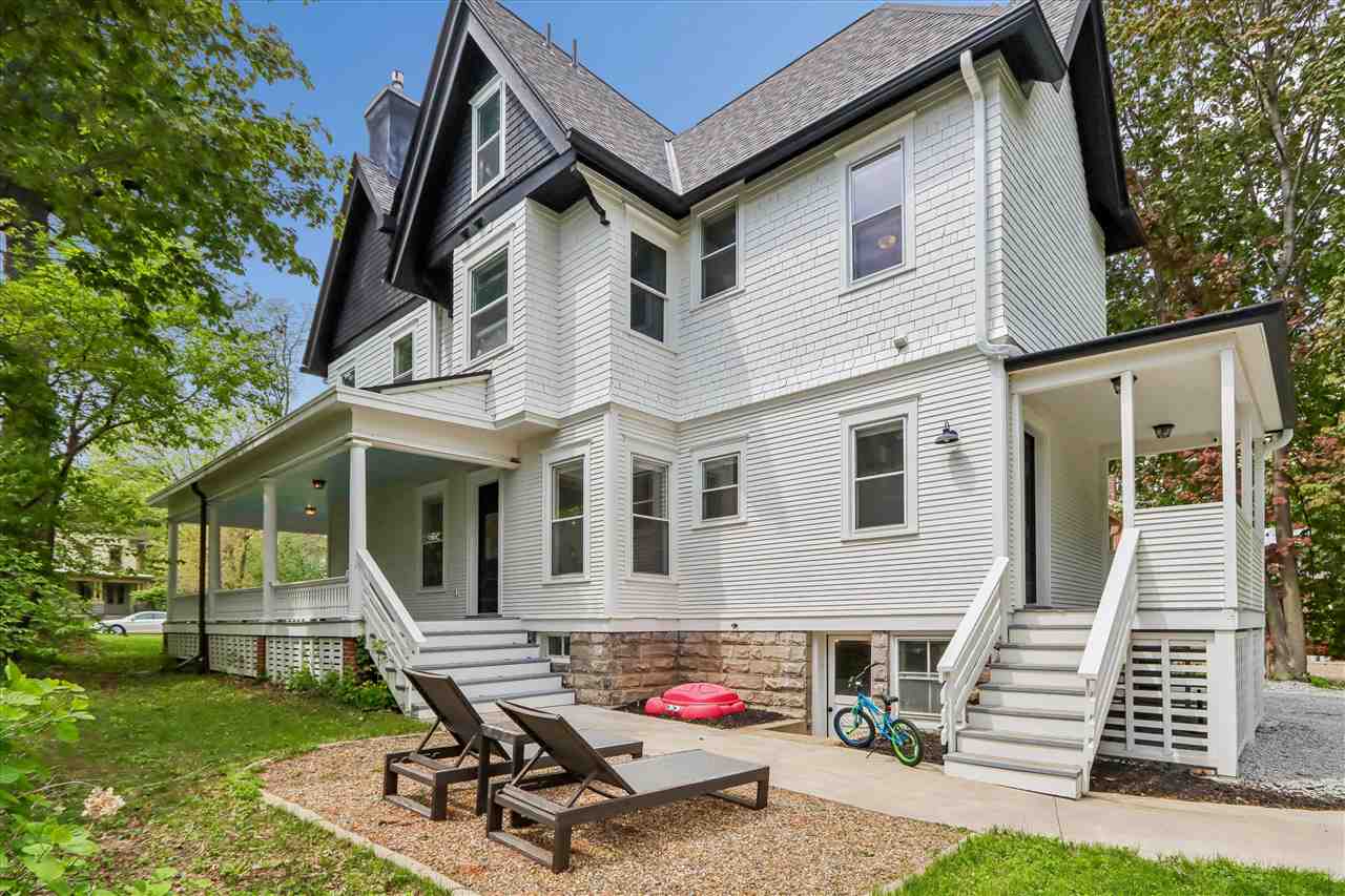 424 S Summit Iowa City IA 52240