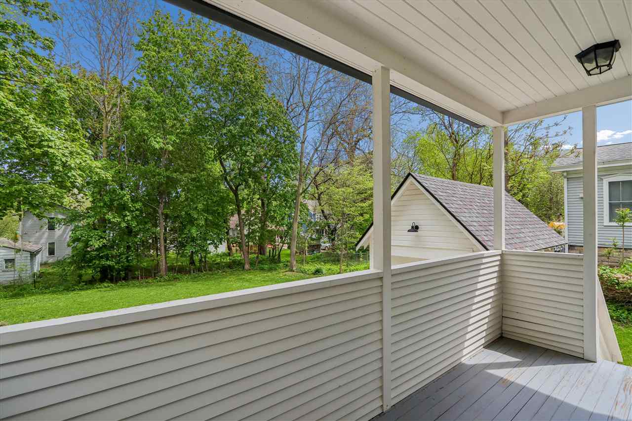 424 S Summit Iowa City IA 52240