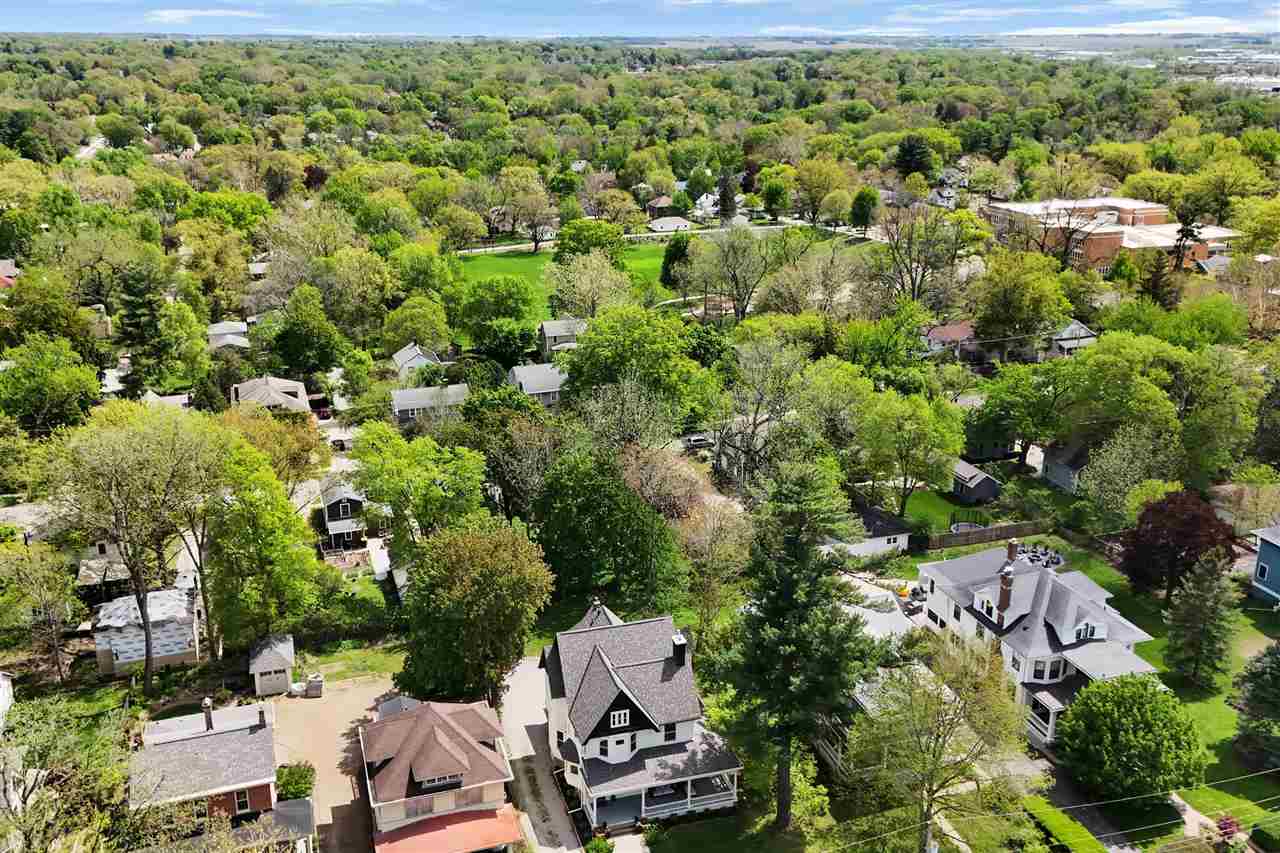 424 S Summit Iowa City IA 52240