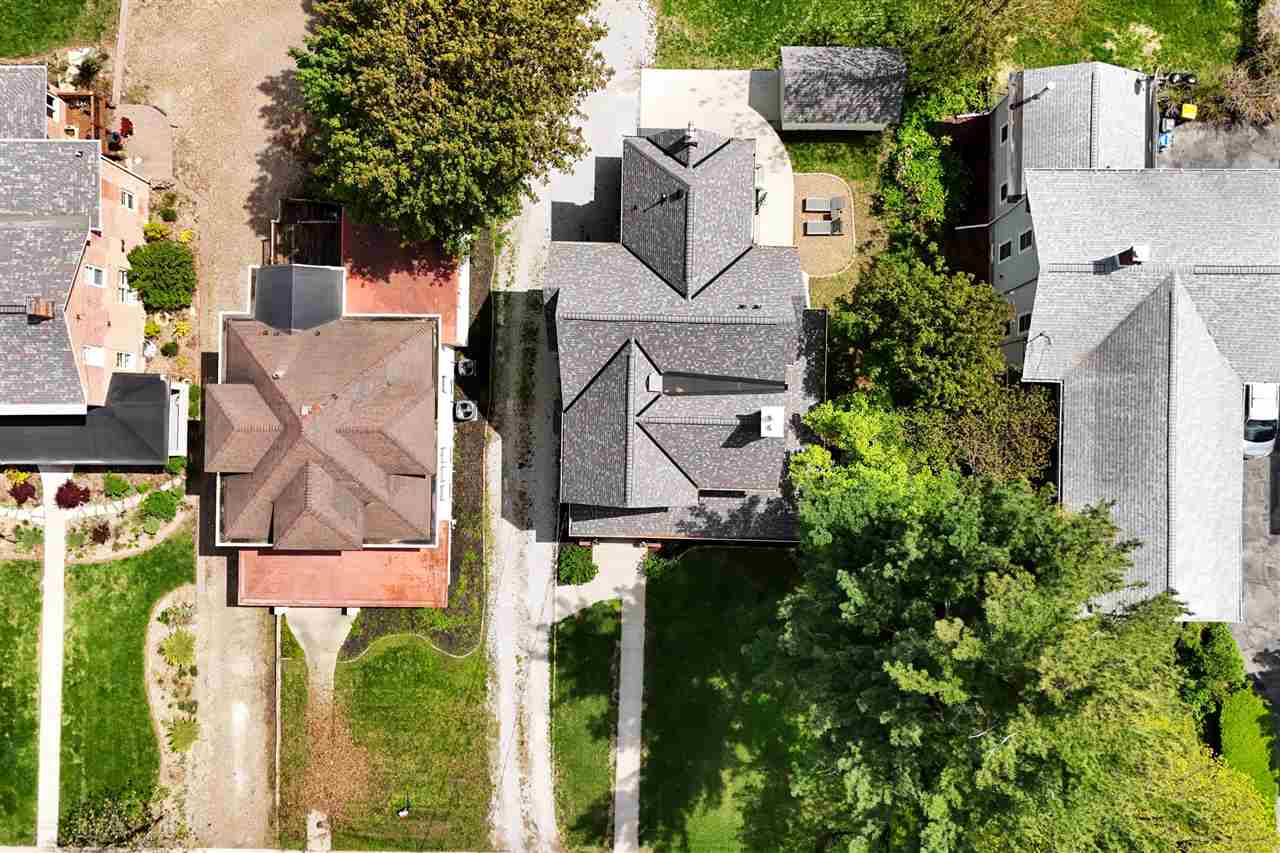 424 S Summit Iowa City IA 52240