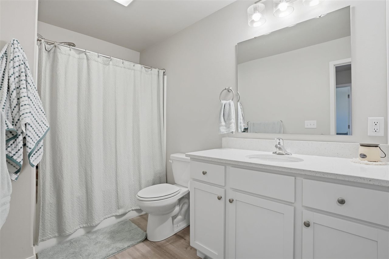 1142 Leann Circle North Liberty IA 52317