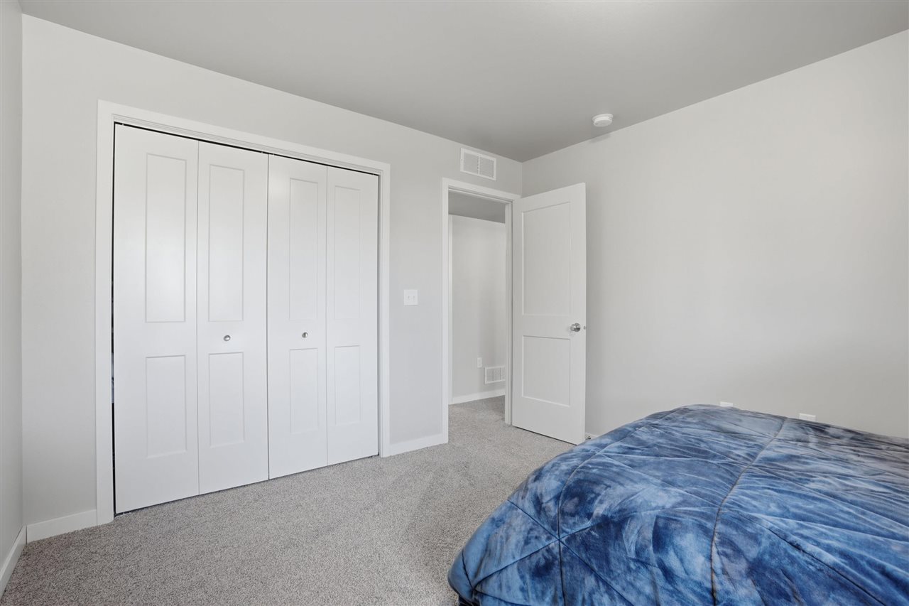 1142 Leann Circle North Liberty IA 52317