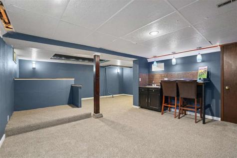 4200 Sherman Street NE Cedar Rapids IA 52402