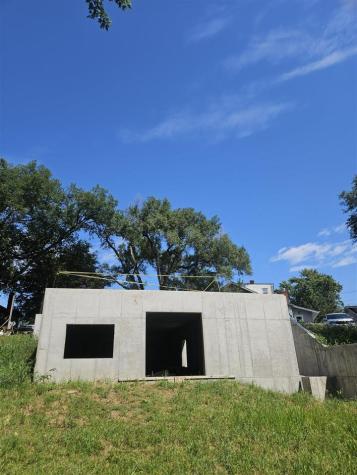 101 Highland Drive Iowa City IA 52246
