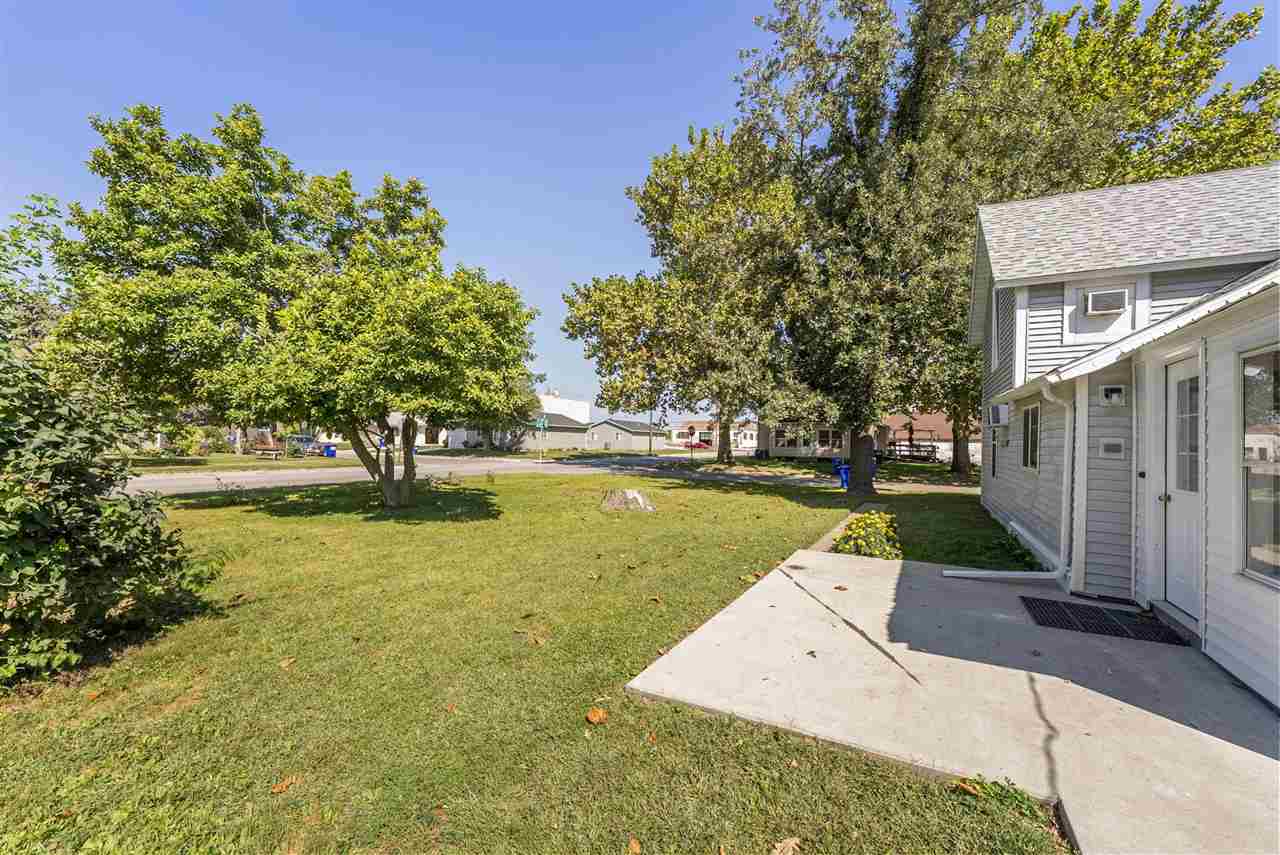 1205 E 3rd Street Washington IA 52353