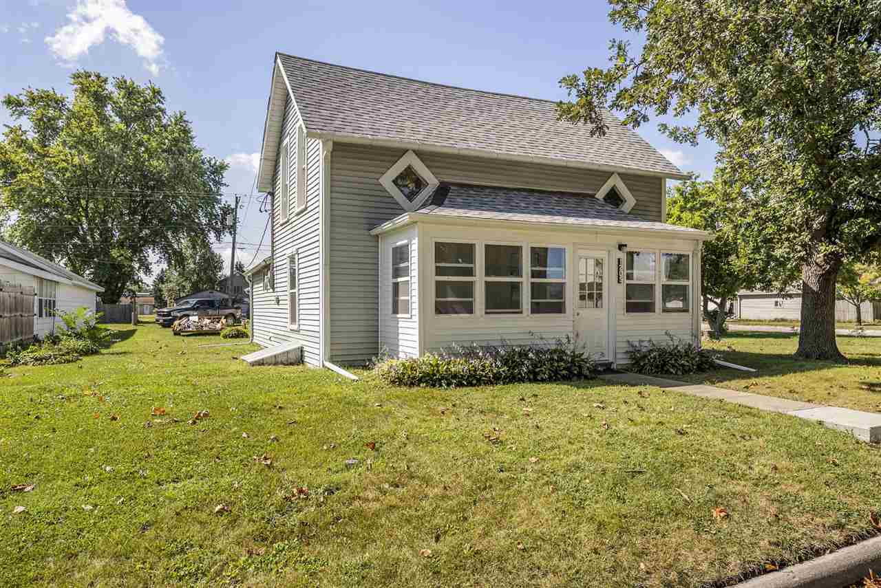 1205 E 3rd Street Washington IA 52353