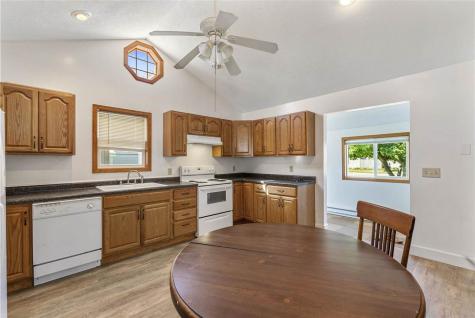 1205 E 3rd Street Washington IA 52353