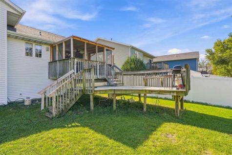 1436 Dickenson Lane Iowa City IA 52240
