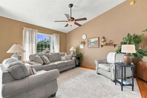 1436 Dickenson Lane Iowa City IA 52240