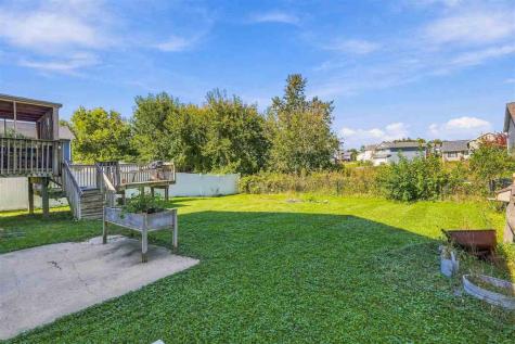 1436 Dickenson Lane Iowa City IA 52240