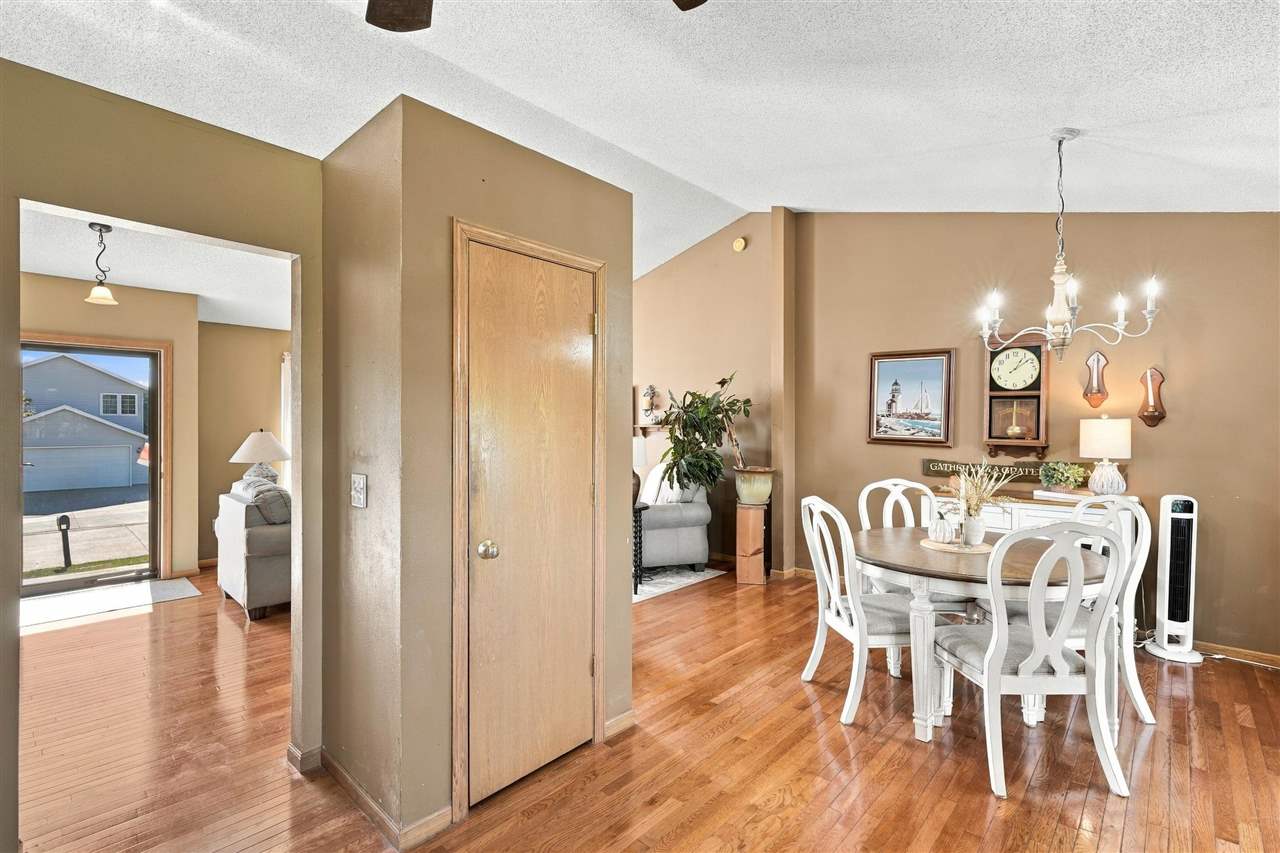 1436 Dickenson Lane Iowa City IA 52240