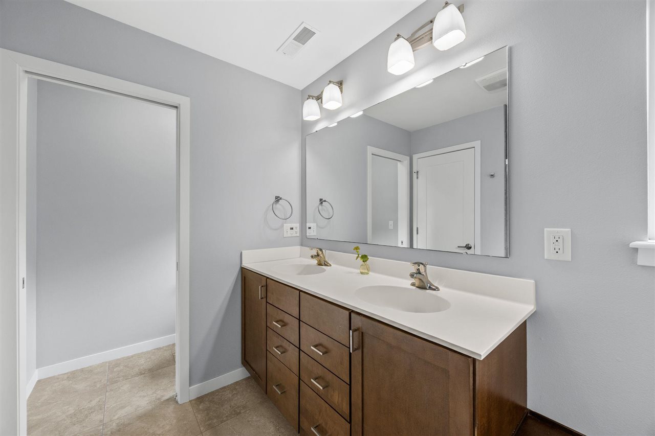 1148 Ryan Circle Coralville IA 52241