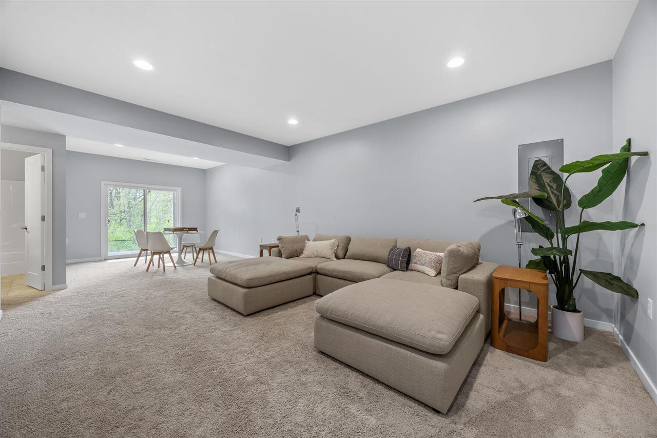 1148 Ryan Circle Coralville IA 52241
