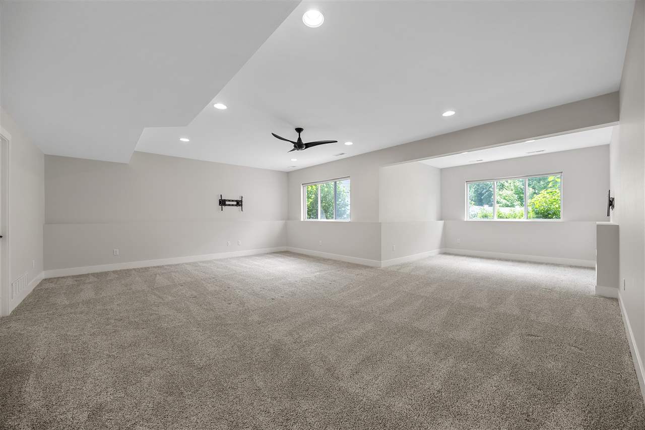 1326 High Country Road Coralville IA 52241