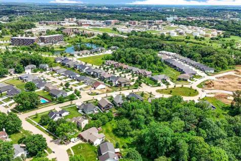 1326 High Country Road Coralville IA 52241