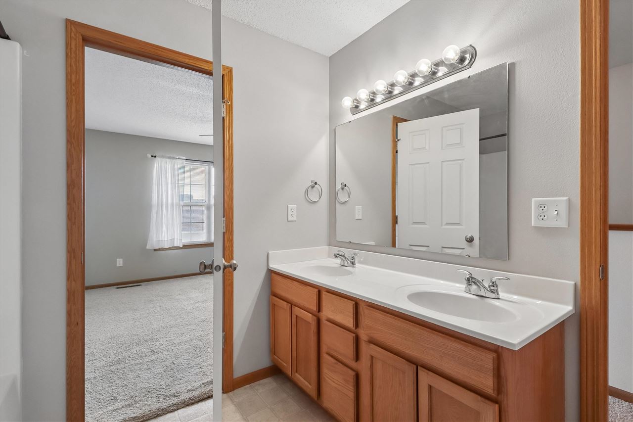 55 Primrose Court Iowa City IA 52240