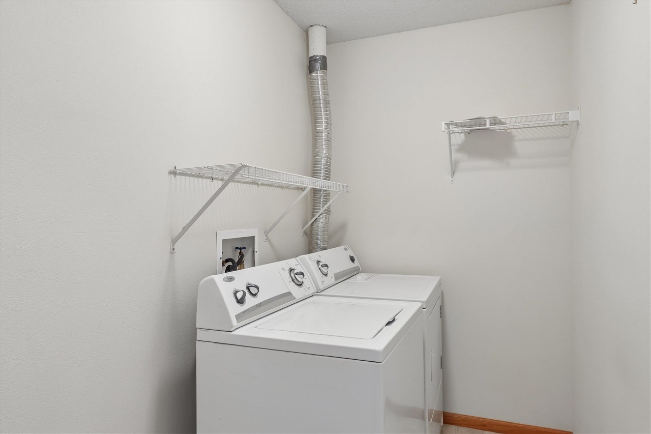 55 Primrose Court Iowa City IA 52240