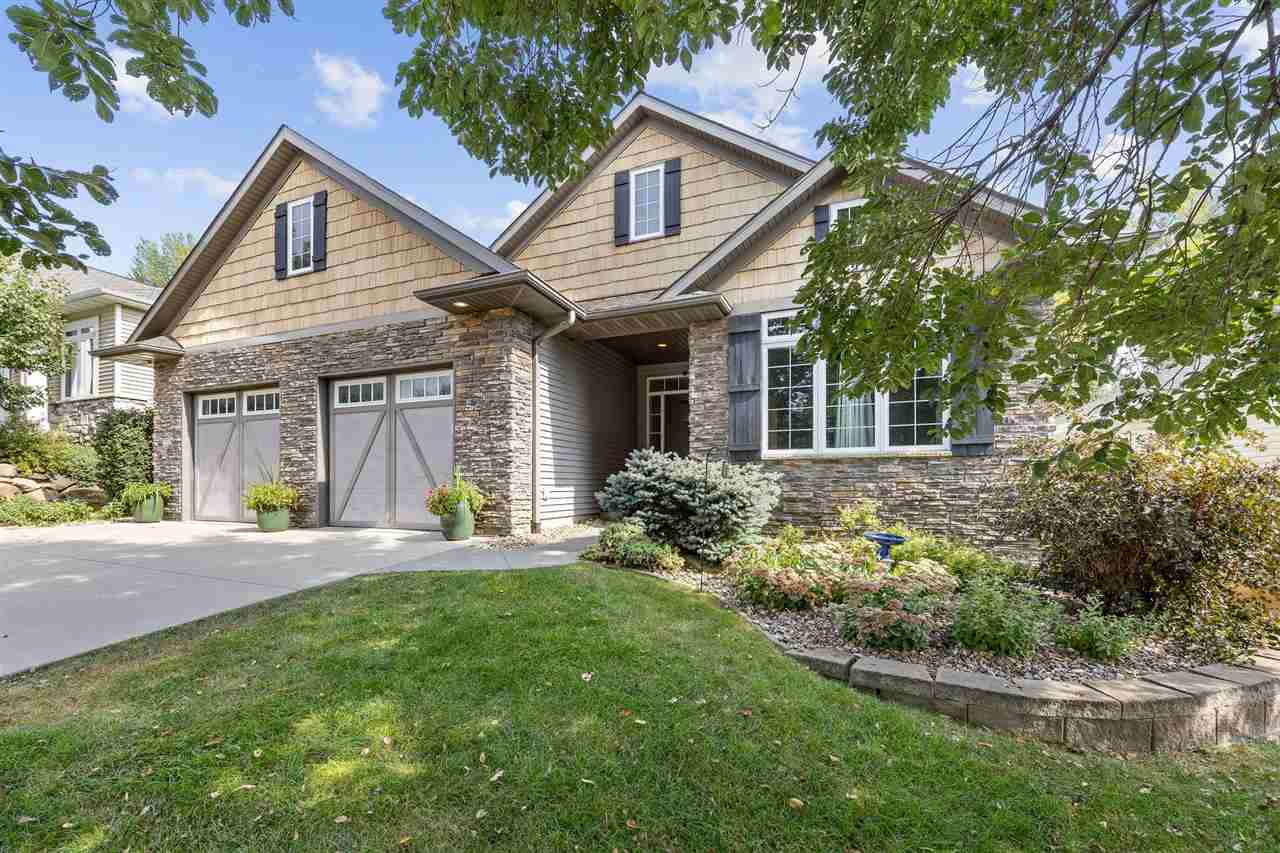 2933 Broken Woods Drive Coralville IA 52241
