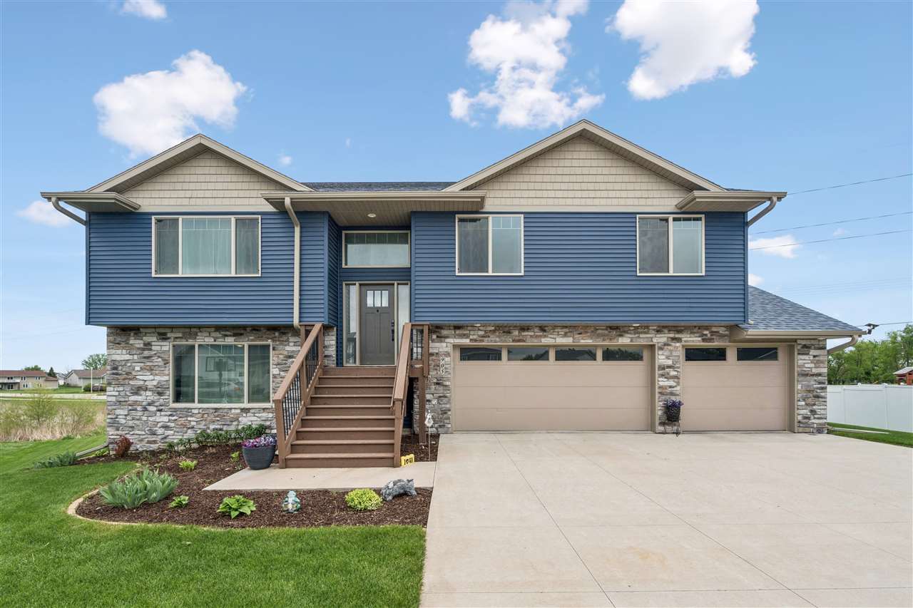 905 Carl Court Solon IA 52333